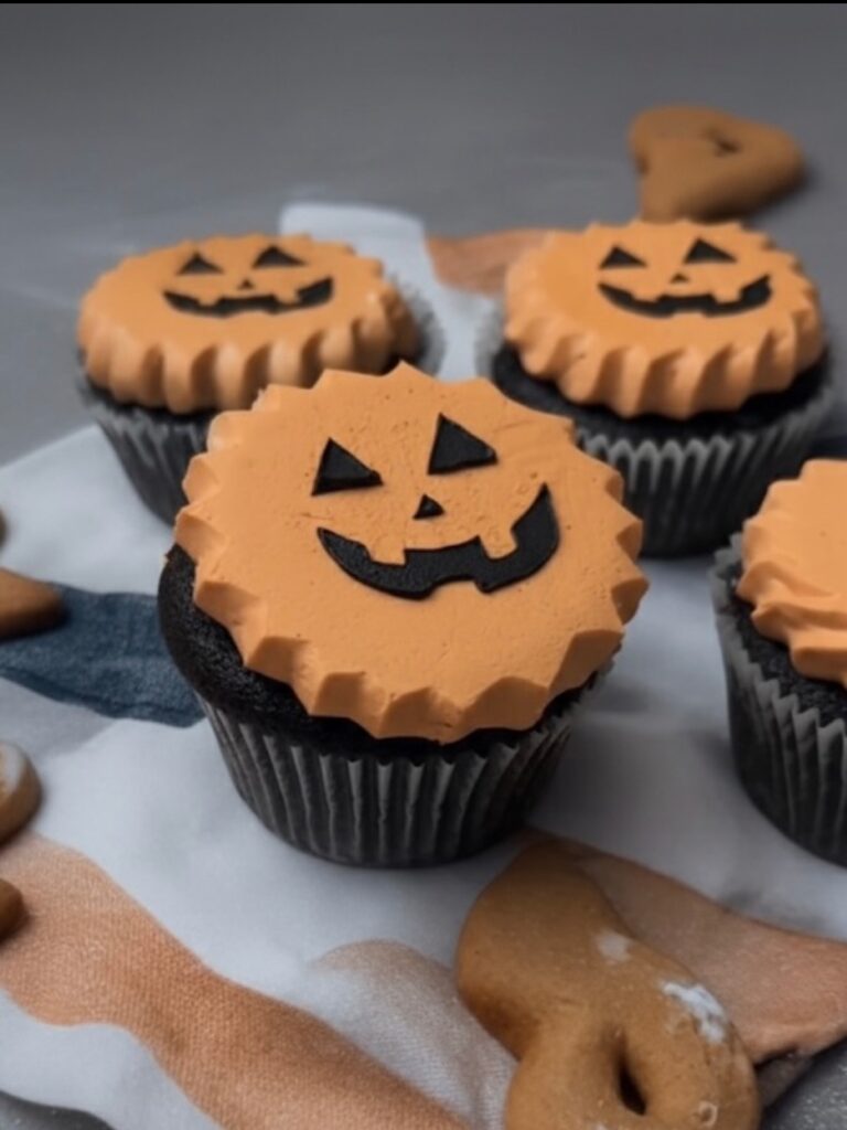 Halloween Cupcakes Jack O’ Lantern