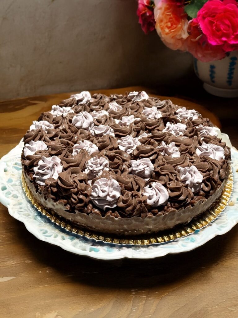 Torta croccante di riso soffiato e cioccolato