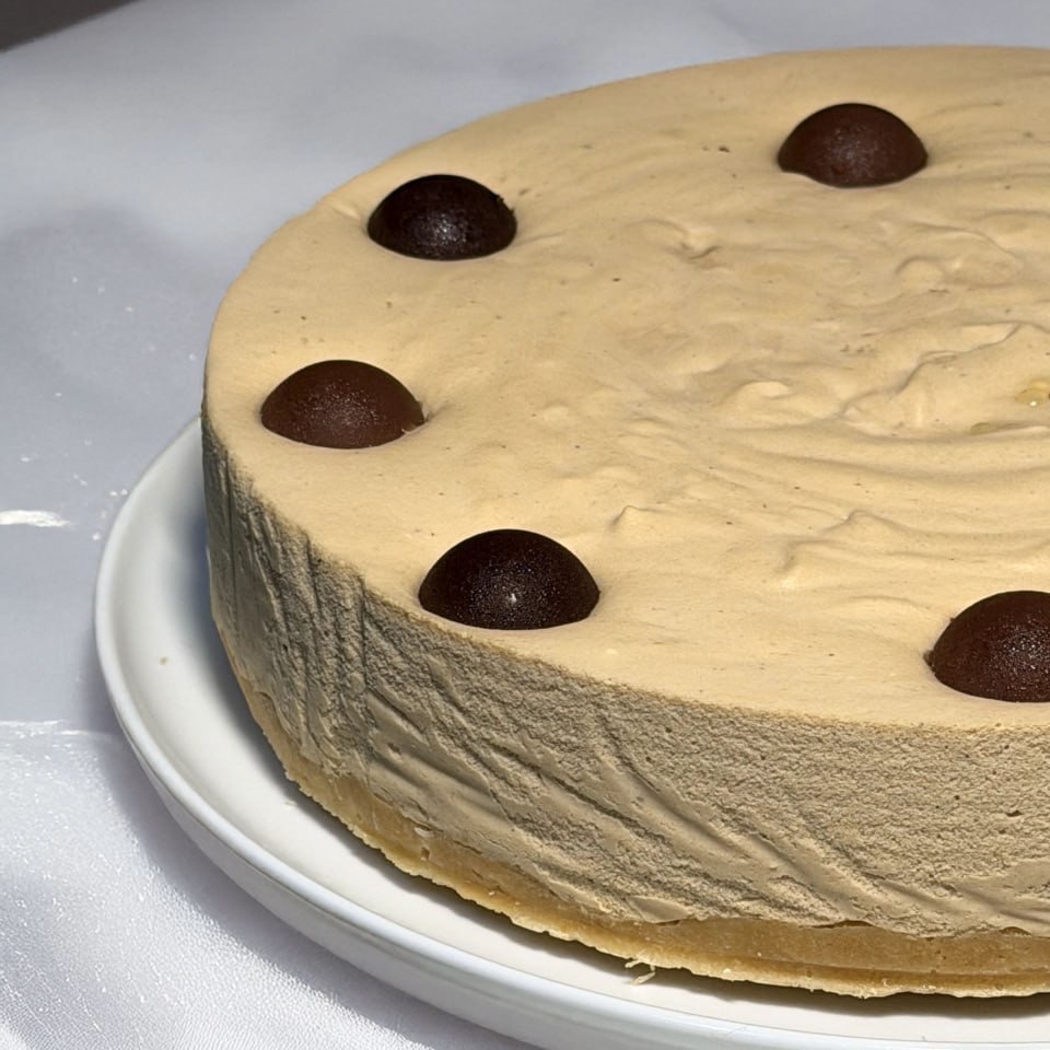 Cheesecake alla crema di nocciola