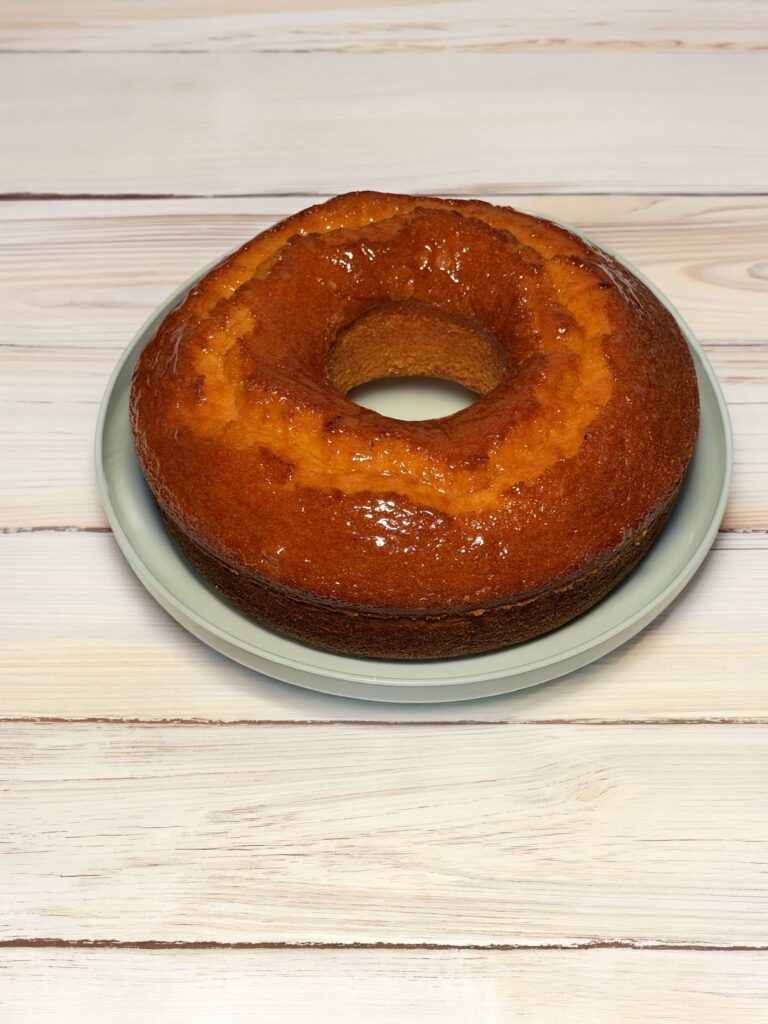 Ciambella glassata al limone